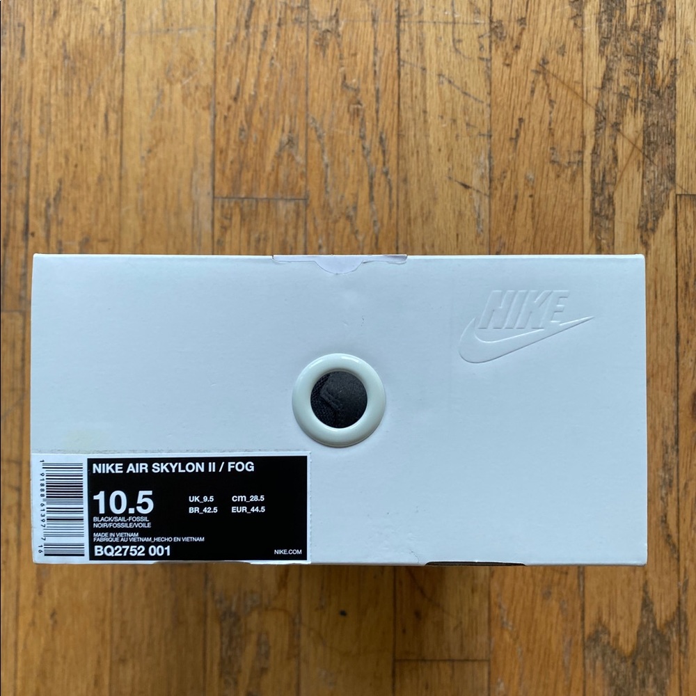 Nike Air Skylon II 2 FOG Fear Of God - Picture 3 of 3